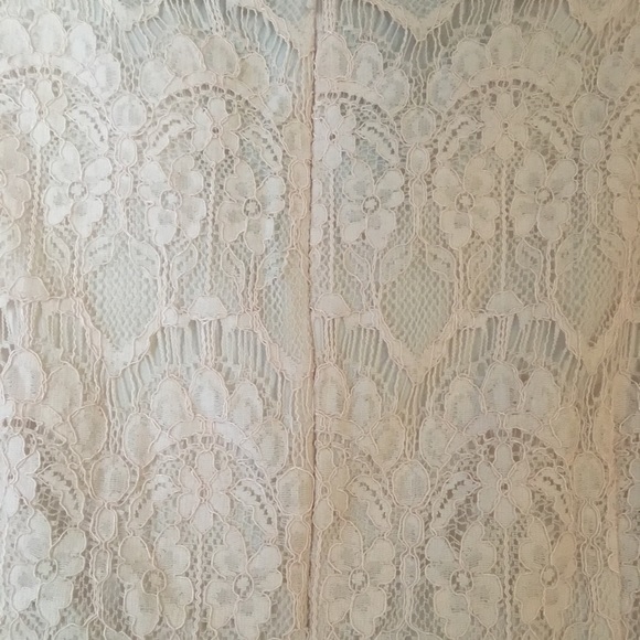 Pink dress - Picture 3 of 3